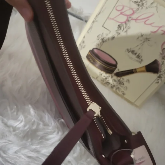 Kate spade hangbag with wallet - Picture 6 of 8